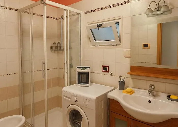 Grey Angel Oak House Near The Station Апартаменты *